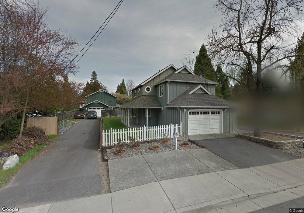 1301 Vista Dr, Grants Pass, OR 97527 - photo 1