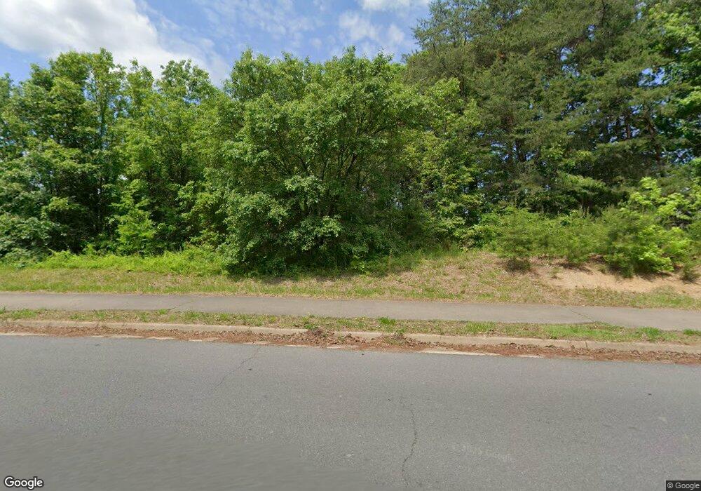 7904 Donegal Ln, Springfield, VA 22153 - photo 1