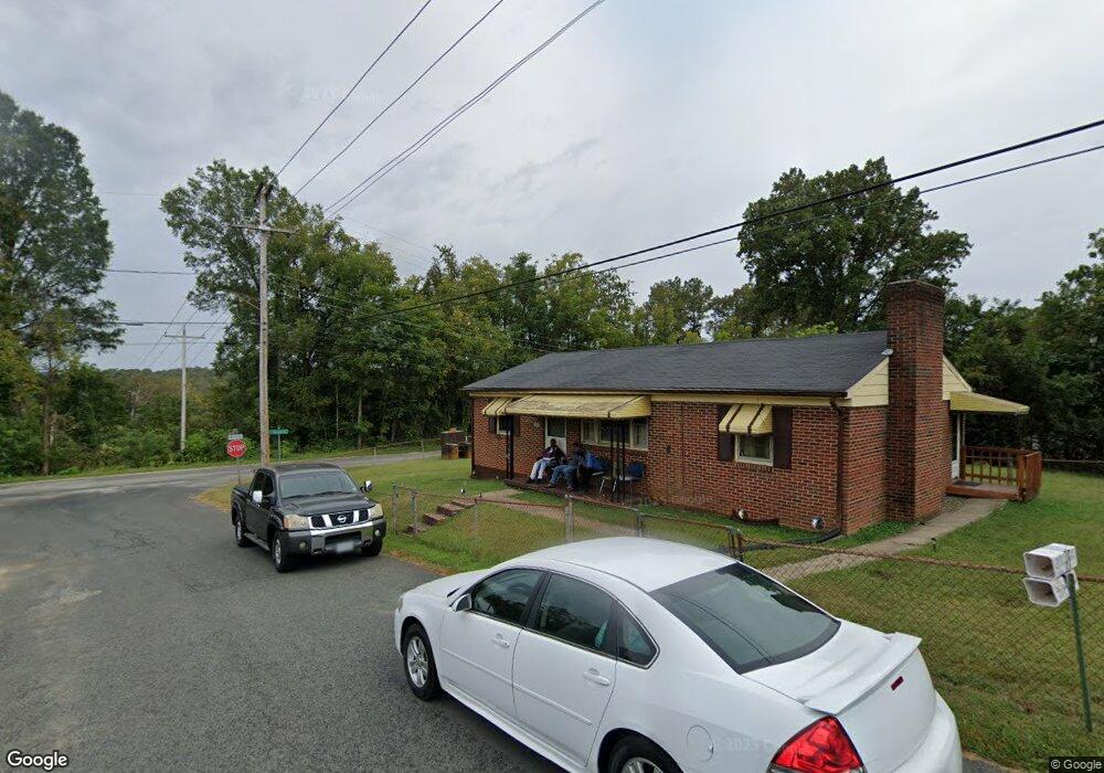 172 1st St, Amherst, VA 24521 - photo 1