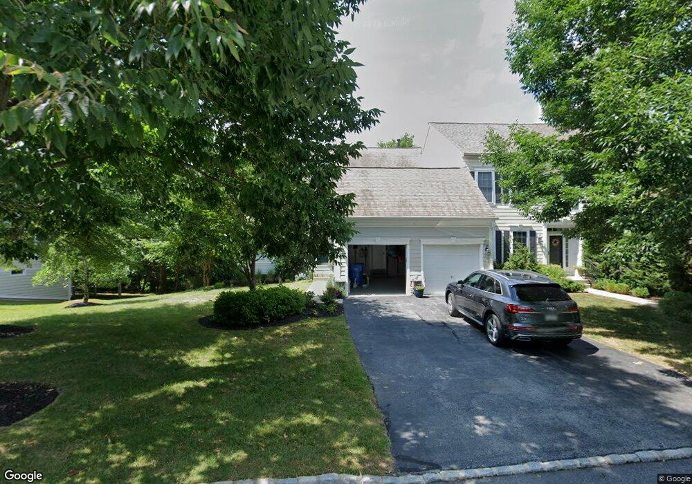 105 Camelot Ln unit 25, Newtown Square, PA 19073 - photo 1