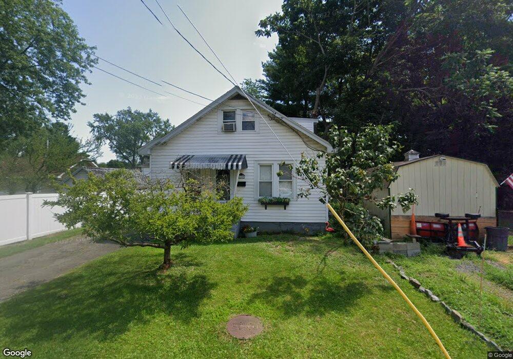 105 Wyman St, Schenectady, NY 12302 - photo 1