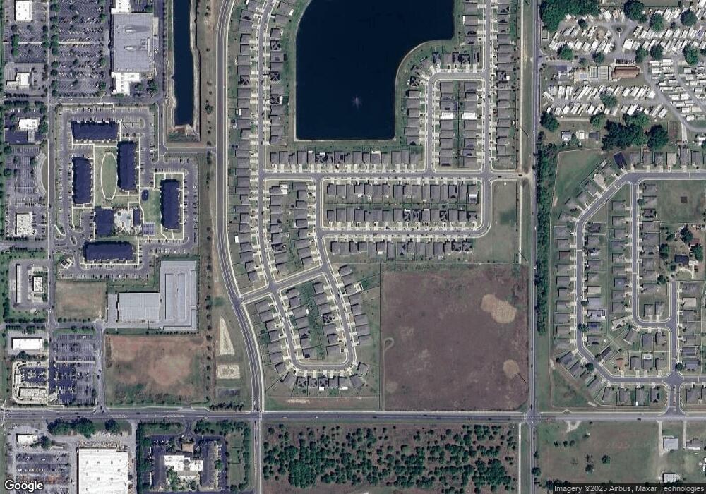 7546 Broad Pointe Dr, Zephyrhills, FL 33540 - photo 1