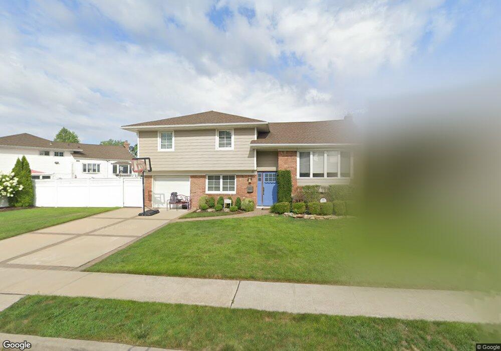 340 Ribbon St, Franklin Square, NY 11010 - photo 1