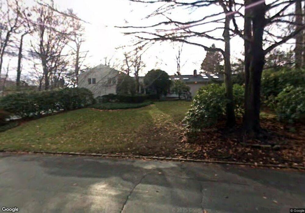 10 Eagle Ln, Roslyn, NY 11576 - photo 1