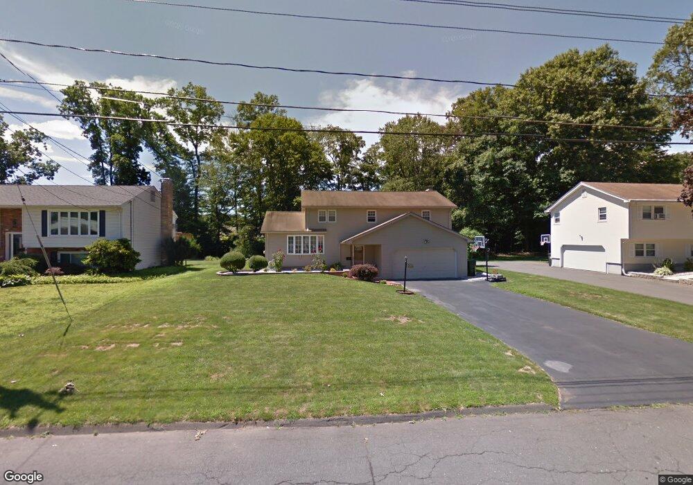 171 Eagle Dr, Newington, CT 06111 - photo 1