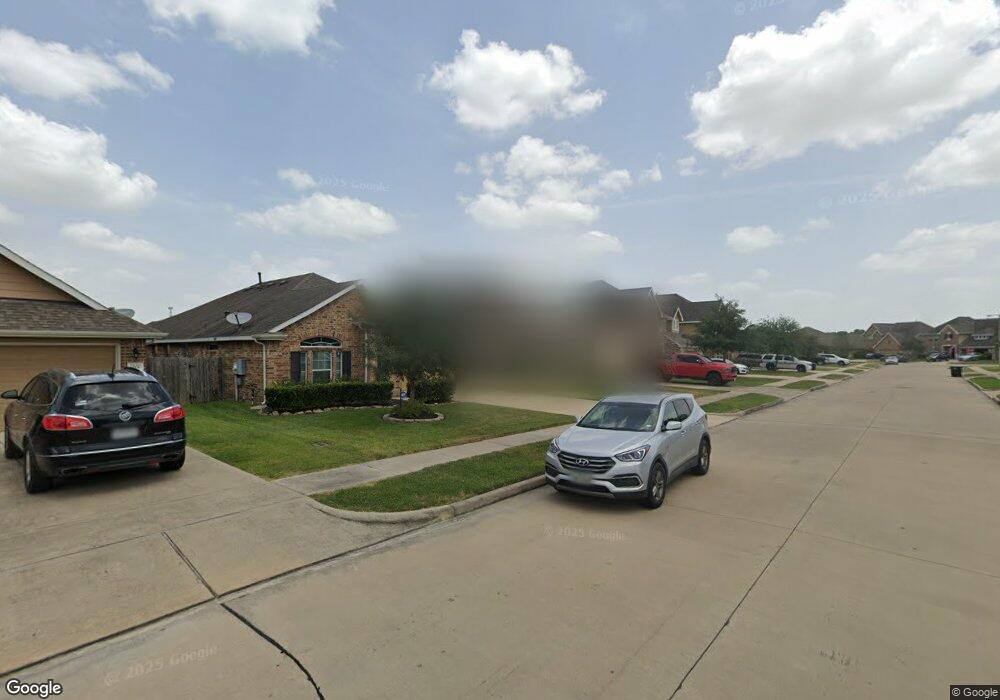 1198 Quarterhorse Dr, Alvin, TX 77511 - photo 1