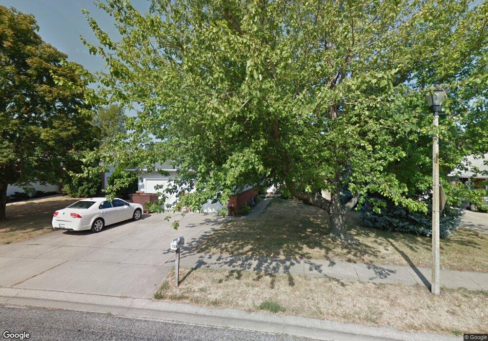 13 Eisenhower Dr, Jacksonville, IL 62650 - photo 1