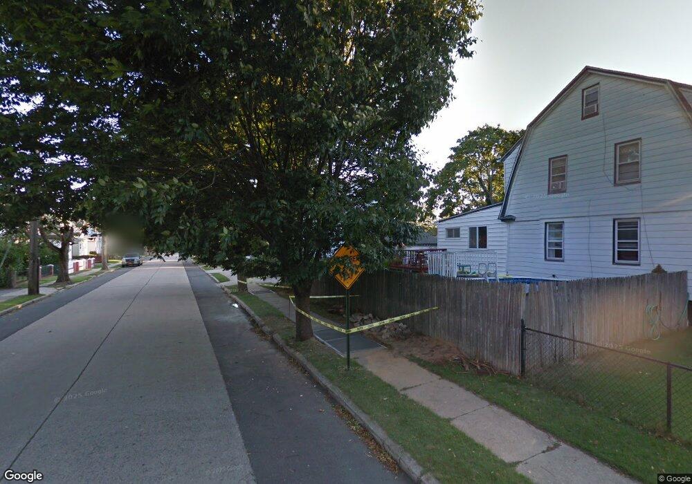 16 Avondale St, Valley Stream, NY 11581 - photo 1