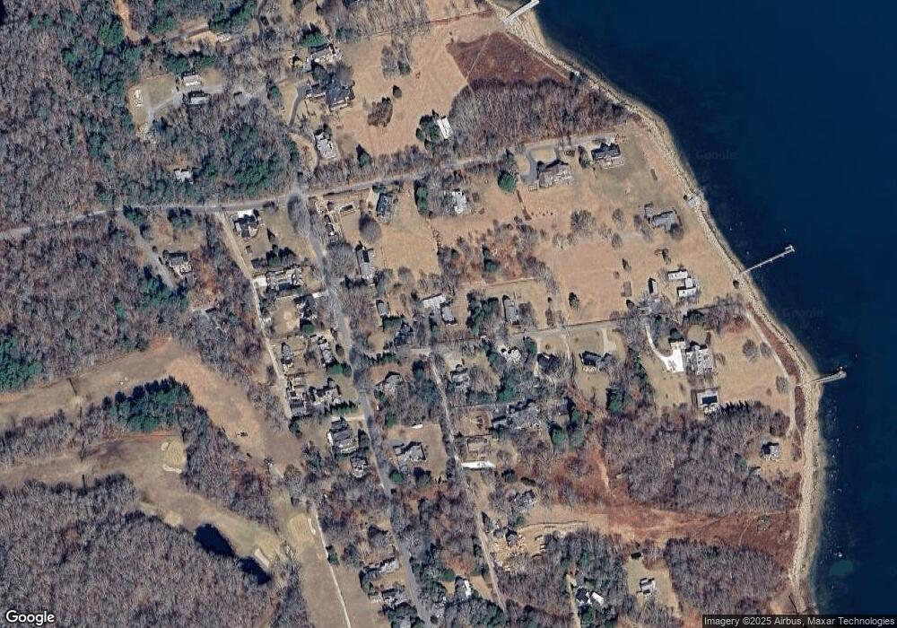 4 Pokanoket Ln, South Dartmouth, MA 02748 - photo 1