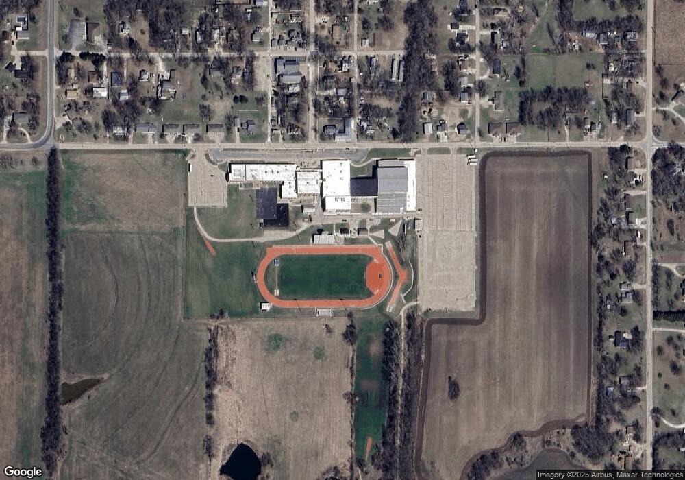 101 E 1st St, Hoyt, KS 66440 - photo 1