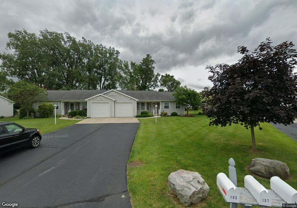 107 Lavine St, Woodville, OH 43469 - photo 1