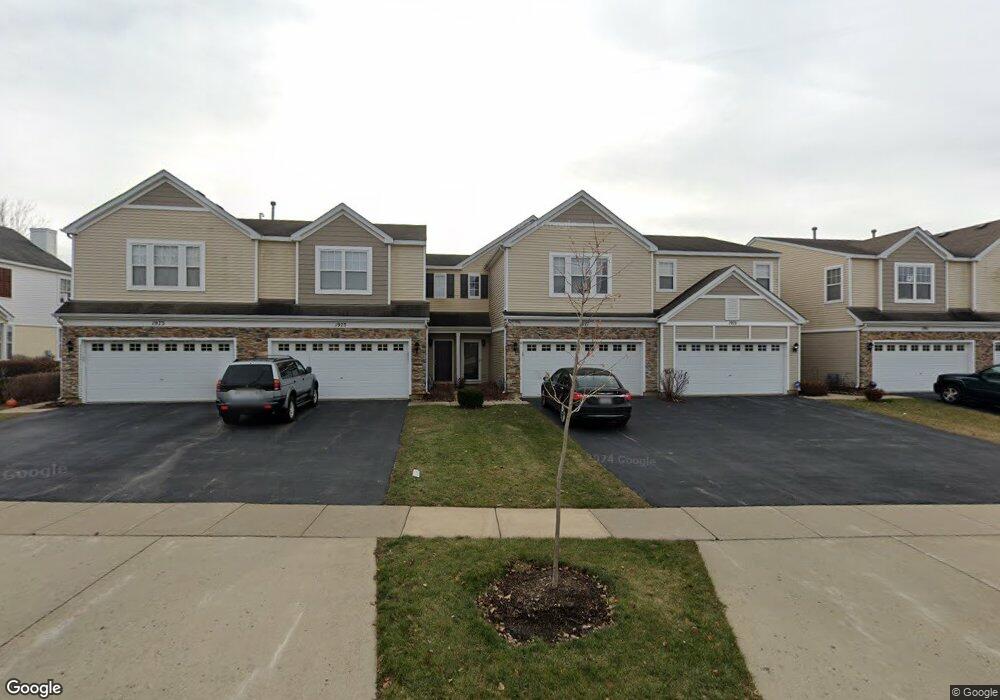 1977 Cobblestone Dr unit 493, Carpentersville, IL 60110 - photo 1