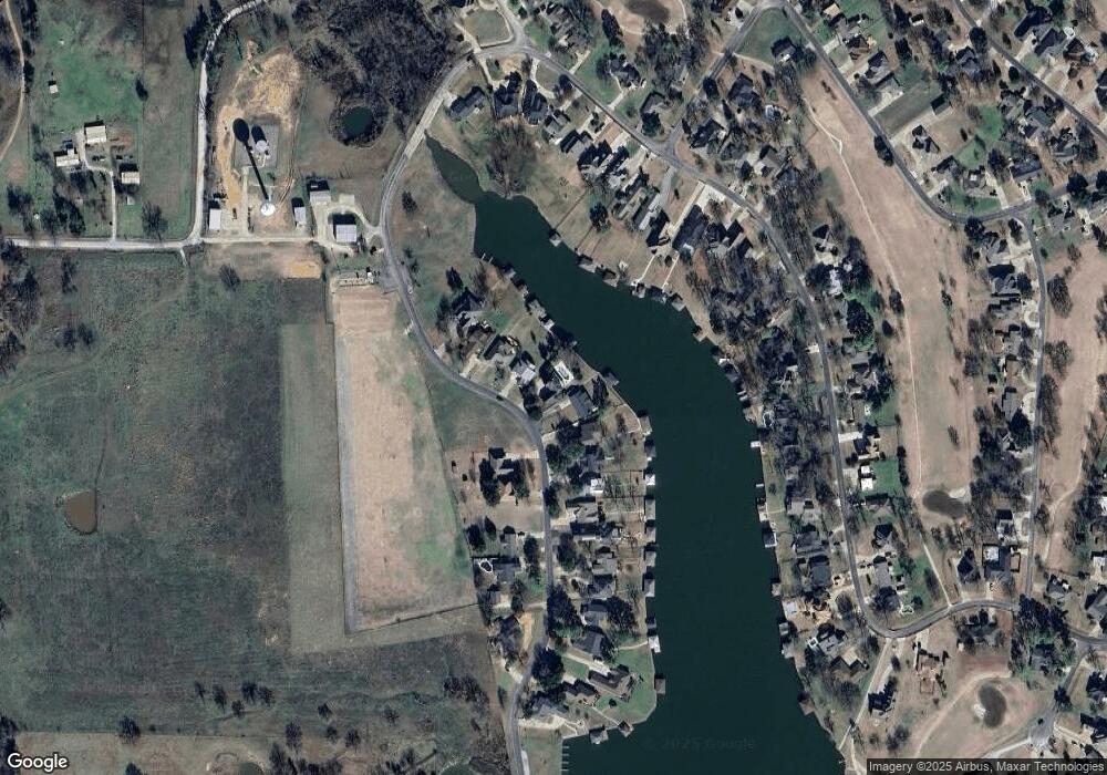 527 Kiowa Dr W, Gainesville, TX 76240 - photo 1