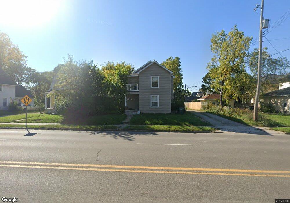 325 N Martin Luther King Junior Blvd, Lansing, MI 48915 - photo 1