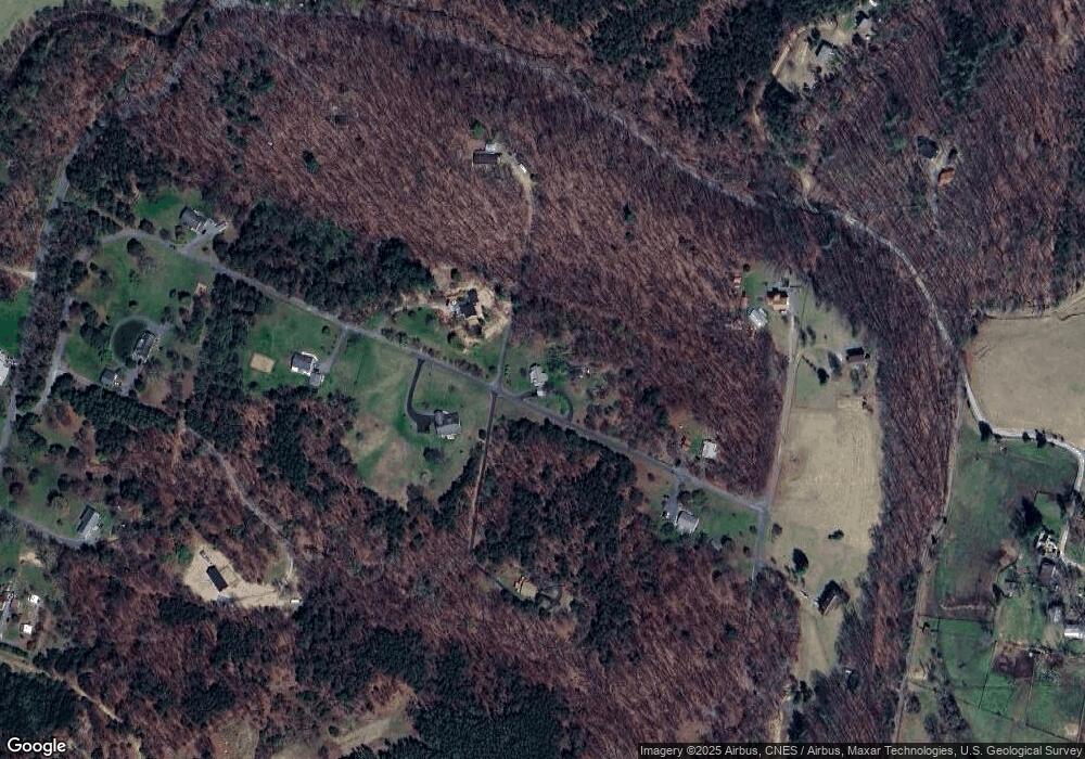 351 Mountain Laurel Dr, Berkeley Springs, WV 25411 - photo 1