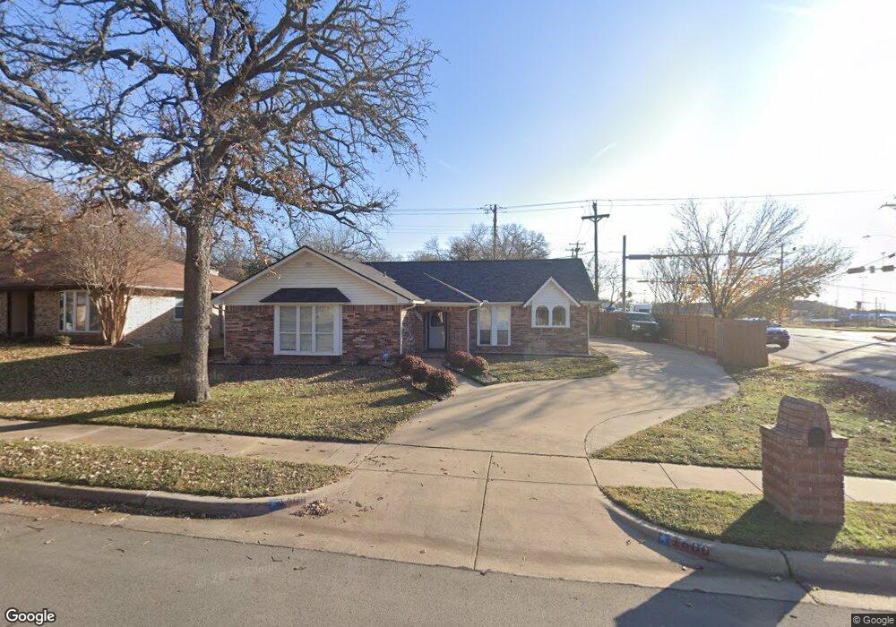 1600 Post Oak Dr, Bedford, TX 76021 - photo 1