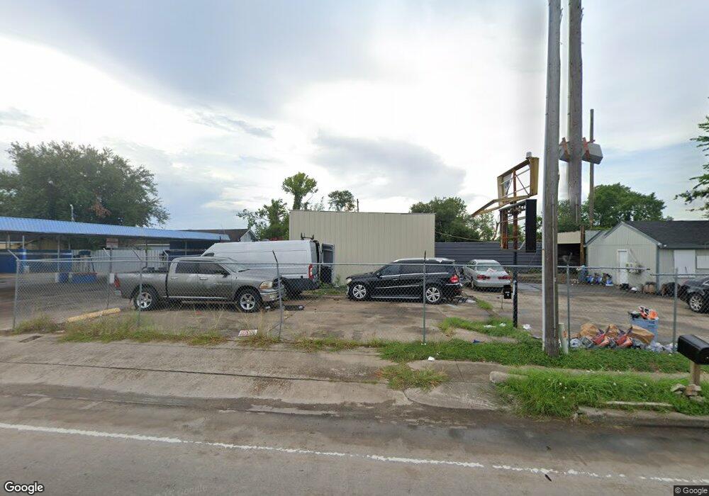 5415 Pinemont, Houston, TX 77091 - photo 1