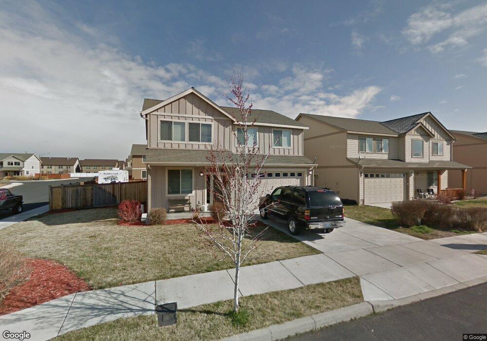 2885 SW Juniper Ave, Redmond, OR 97756 - photo 1