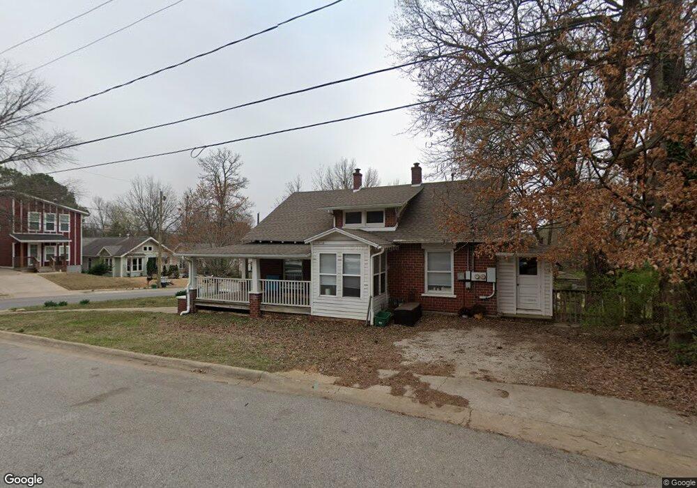 307 S College Ave, Fayetteville, AR 72701 - photo 1