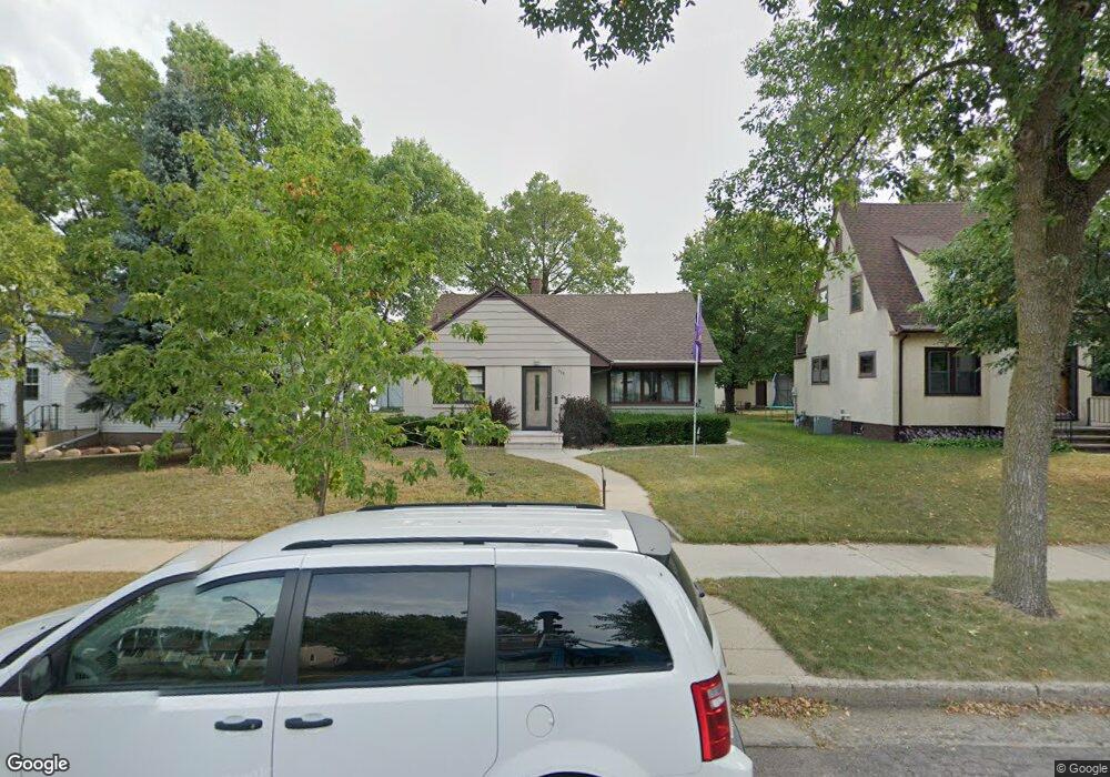 922 N Franklin St, New Ulm, MN 56073 - photo 1