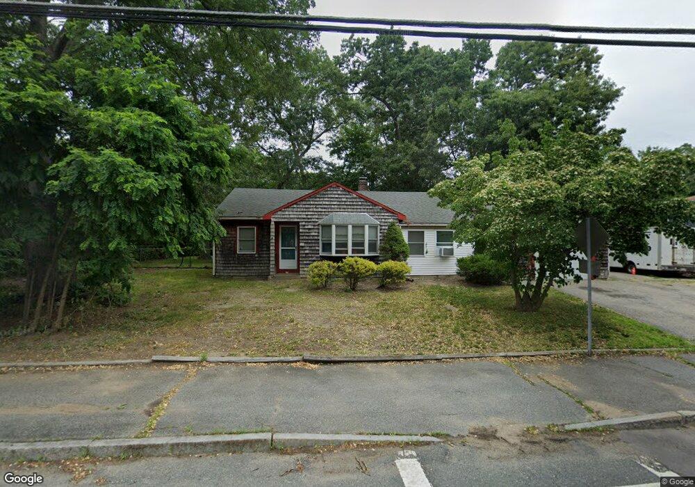 907 Temple St, Whitman, MA 02382 - photo 1