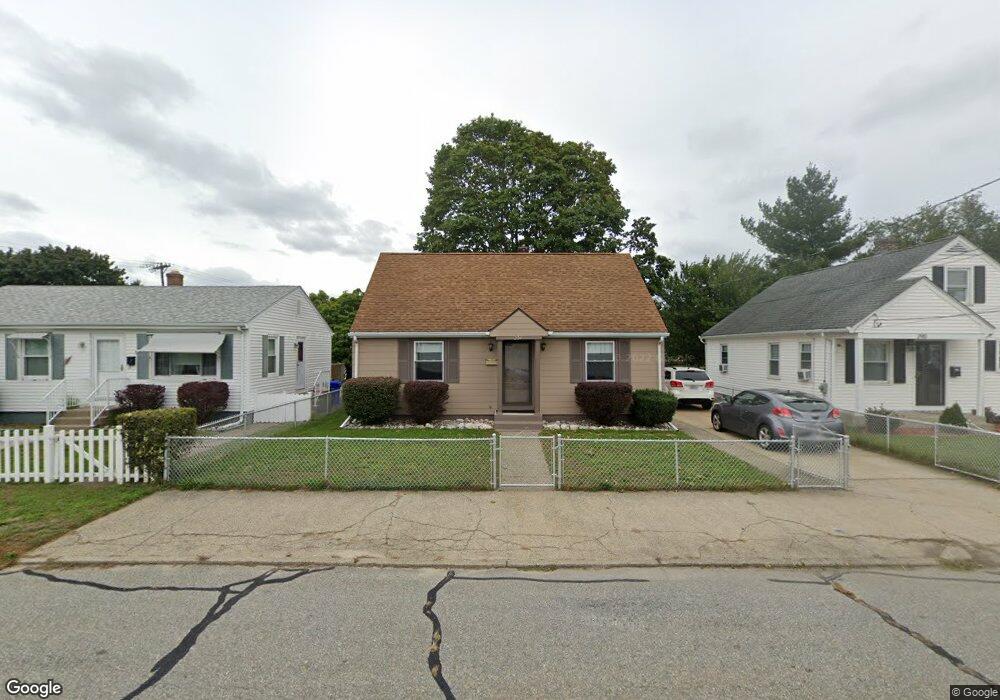 284 Rhode Island Ave, Pawtucket, RI 02860 - photo 1