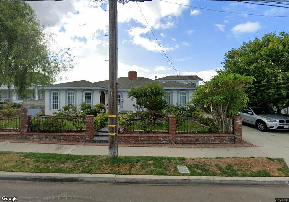 426 W Maple Ave, El Segundo, CA 90245 - photo 1