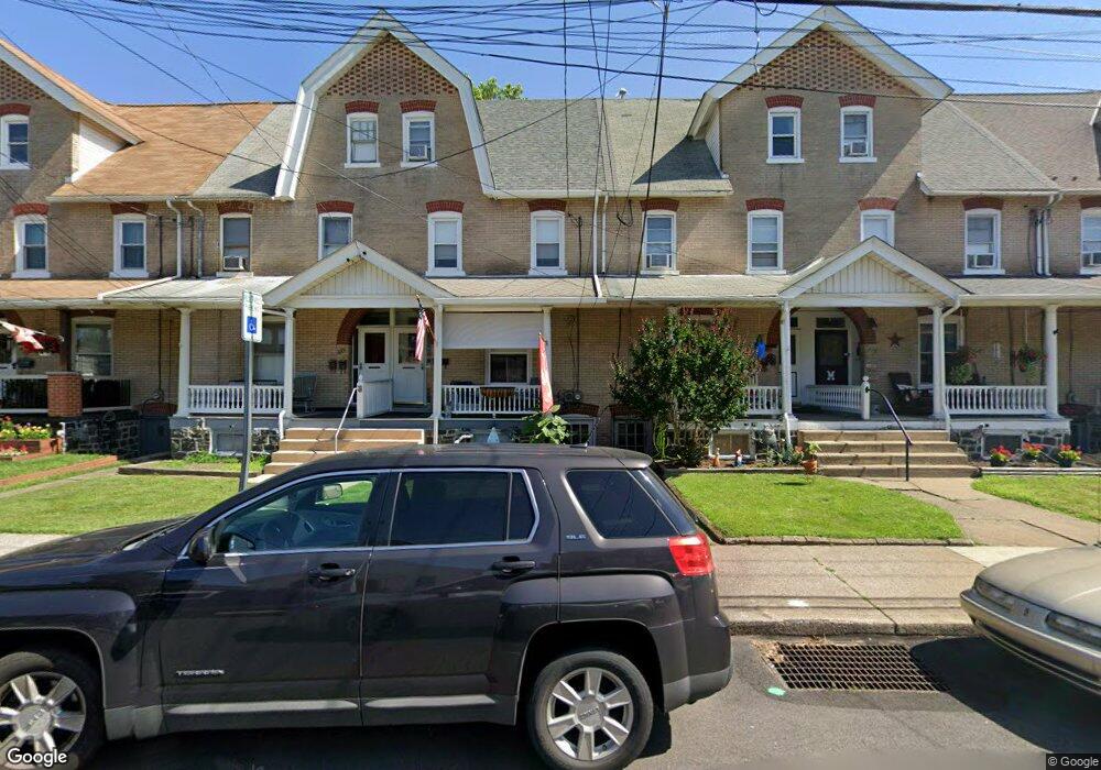 417 Juniper St, Quakertown, PA 18951 - photo 1