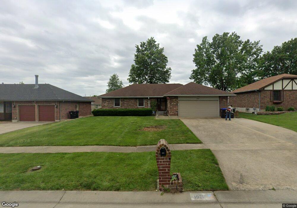 3921 SW 39th Terrace, Topeka, KS 66610 - photo 1
