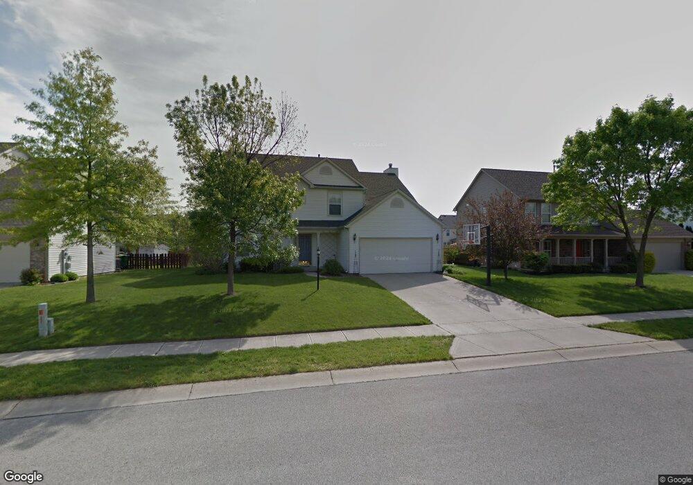 10193 Hawks Lake Dr, Fishers, IN 46037 - photo 1