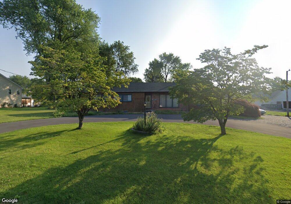 4255 Scheidys Rd, Whitehall, PA 18052 - photo 1