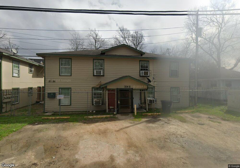 3806 Cortlandt St, Houston, TX 77018 - photo 1