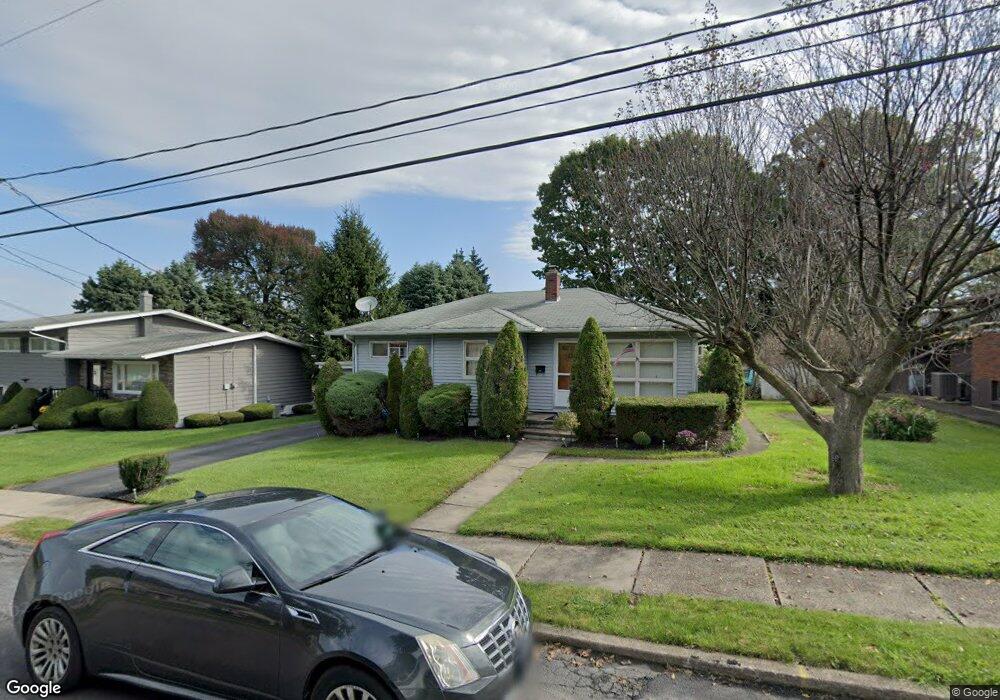 202 Stone St, Moosic, PA 18507 - photo 1