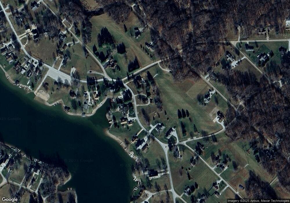 1190 E Santee Dr, Greensburg, IN 47240 - photo 1