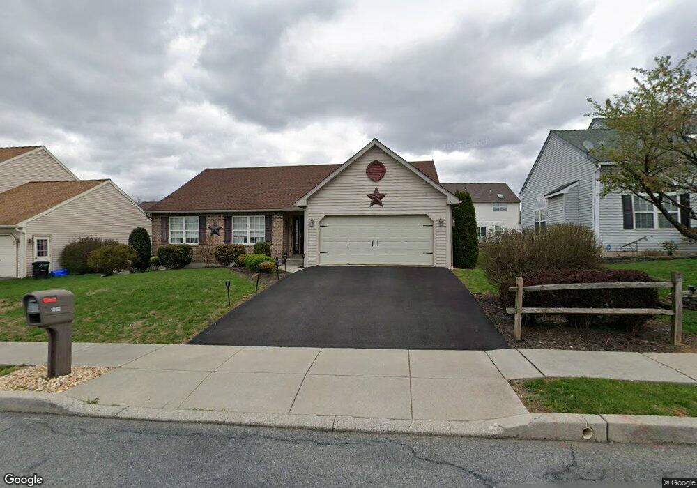 1007 Bowman St, Reading, PA 19605 - photo 1