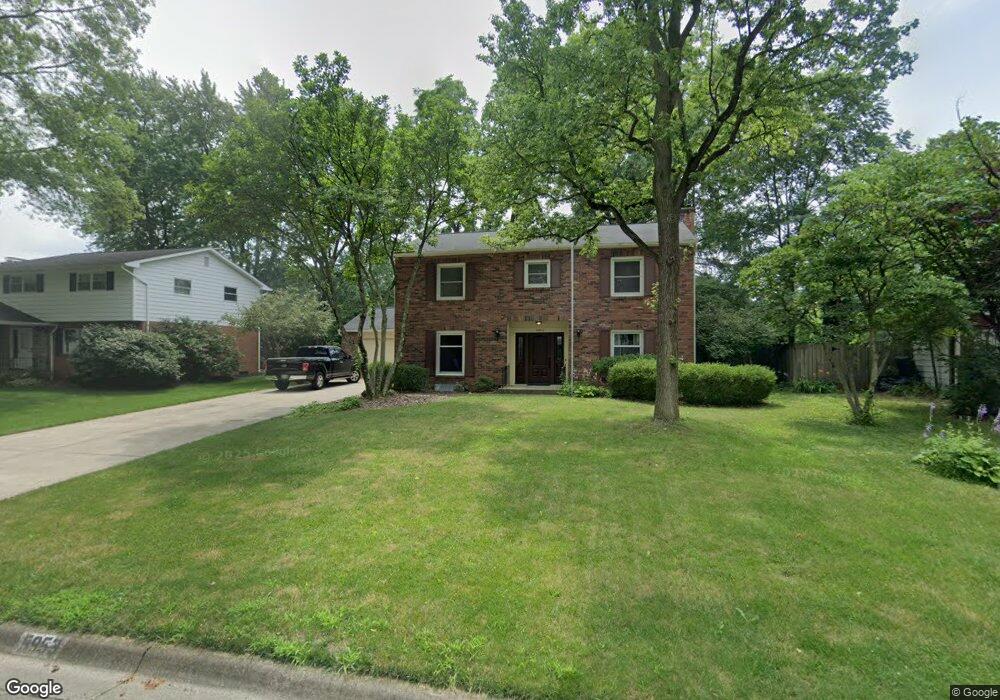 5953 Winstead Rd, Columbus, OH 43235 - photo 1