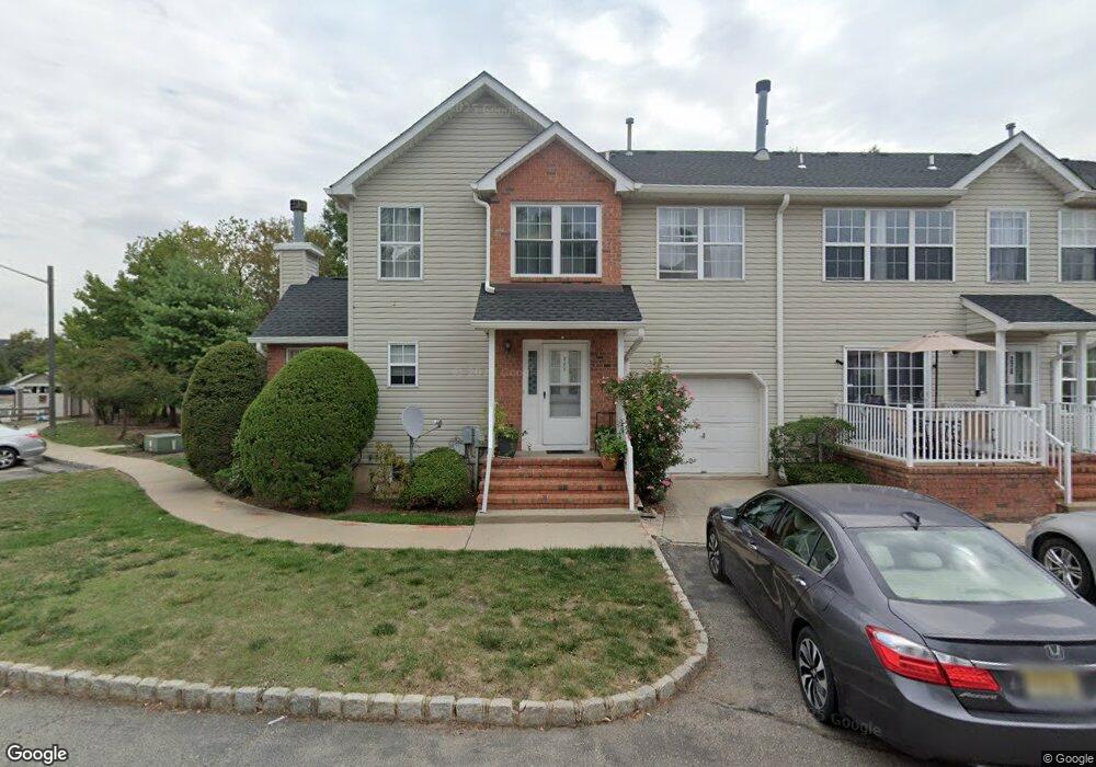 275 Vasser Dr, Piscataway, NJ 08854 - photo 1