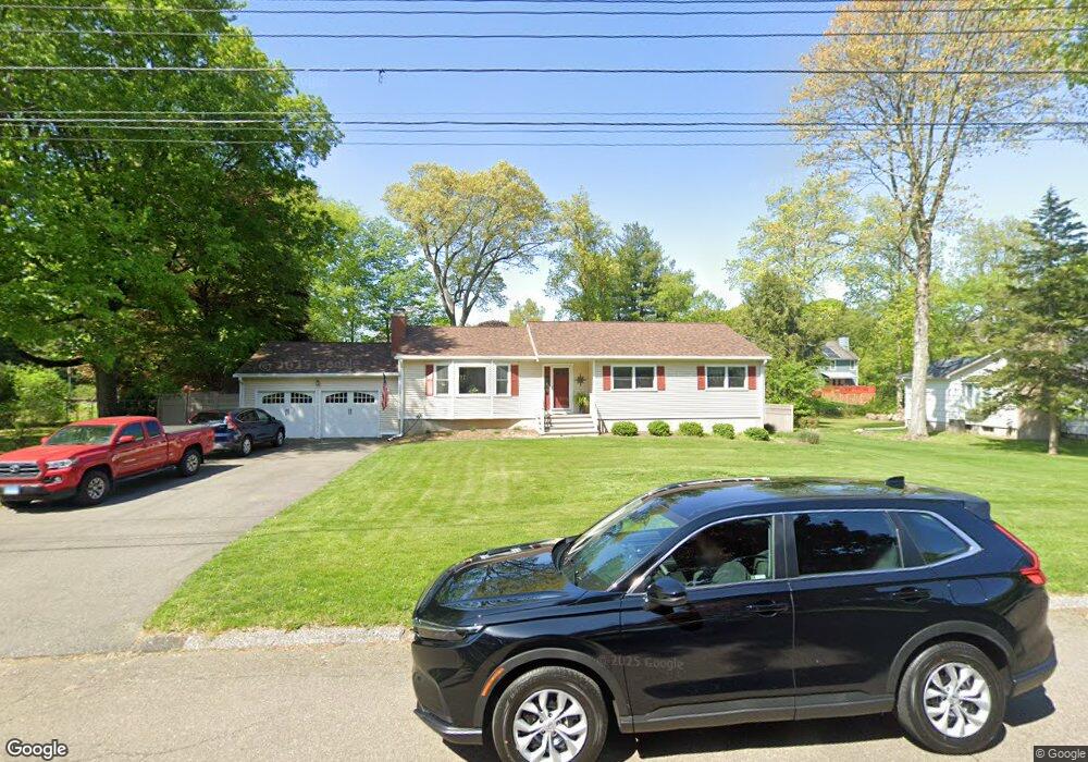 80 Fieldcrest Dr, Trumbull, CT 06611 - photo 1