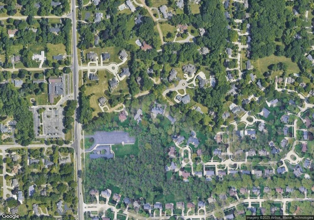 2877 Devonwood Dr, Troy, MI 48098 - photo 1