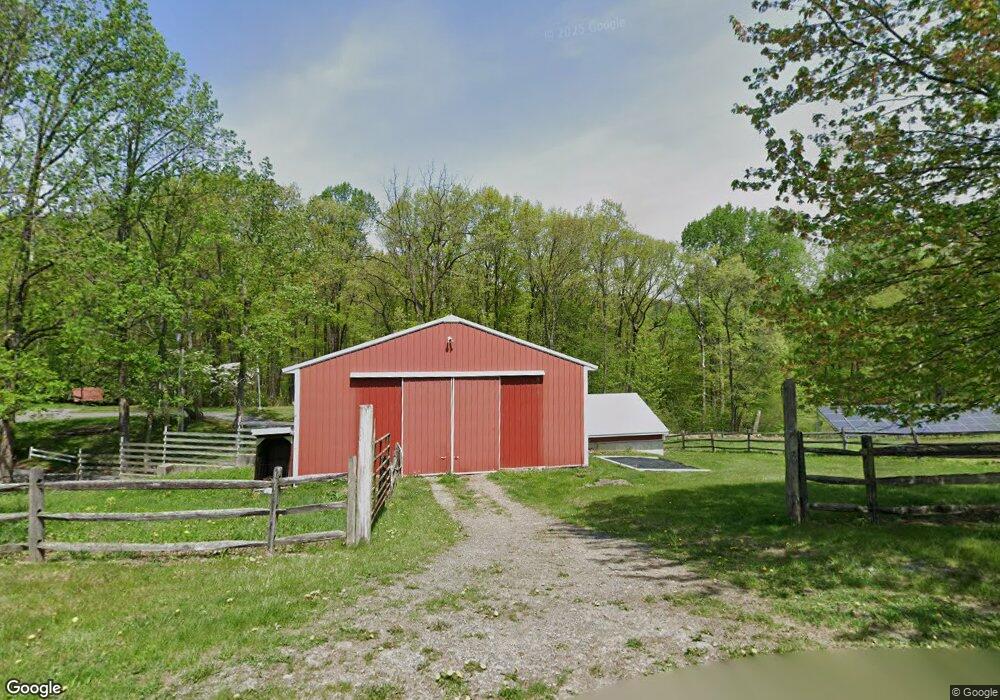 24 Sky Hollow Dr, Lenhartsville, PA 19534 - photo 1