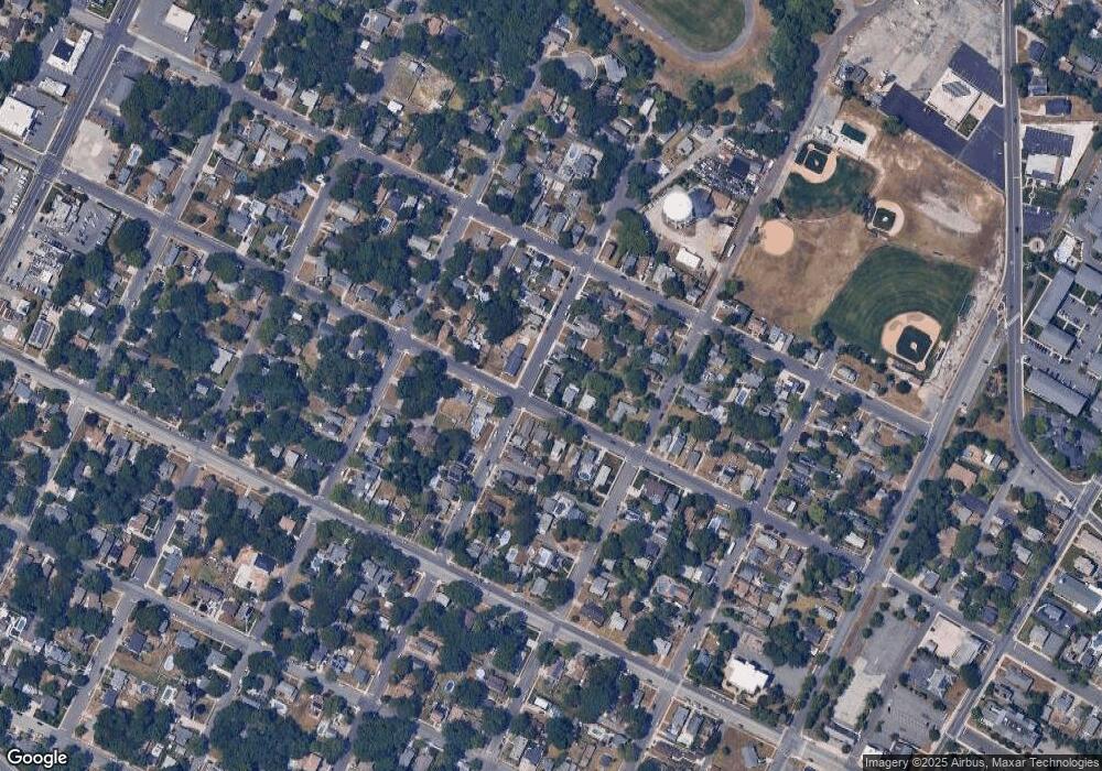 321 W Connecticut Ave, Somers Point, NJ 08244 - photo 1