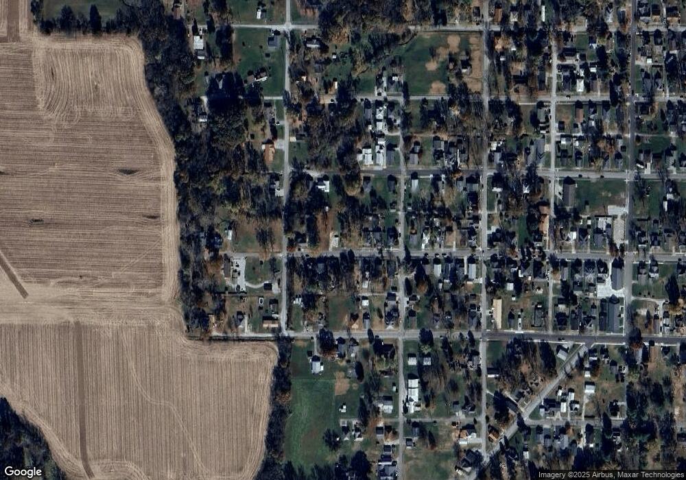 920 W 4th St, Bicknell, IN 47512 - photo 1