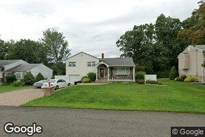 425 Crest Dr, Northvale, NJ 07647