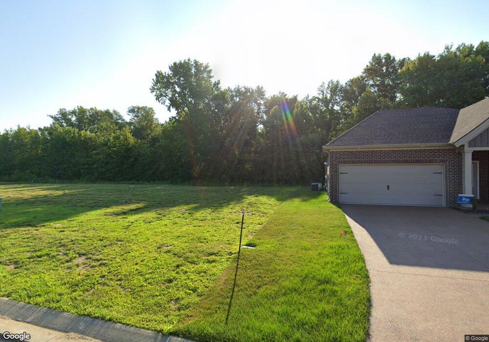 7058 Ironwood Cir, Newburgh, IN 47630 - photo 1