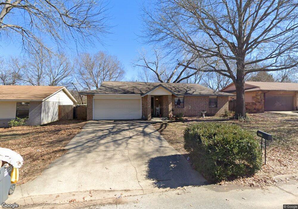 13491 S Hickory Place, Glenpool, OK 74033 - photo 1