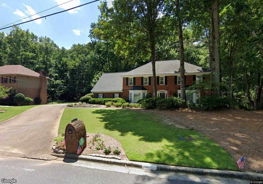 4028 Allenhurst Dr, Norcross, GA 30092 - photo 1