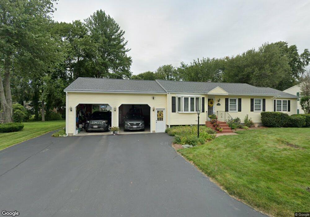 39 Bumble Bee Cir, Shrewsbury, MA 01545 - photo 1