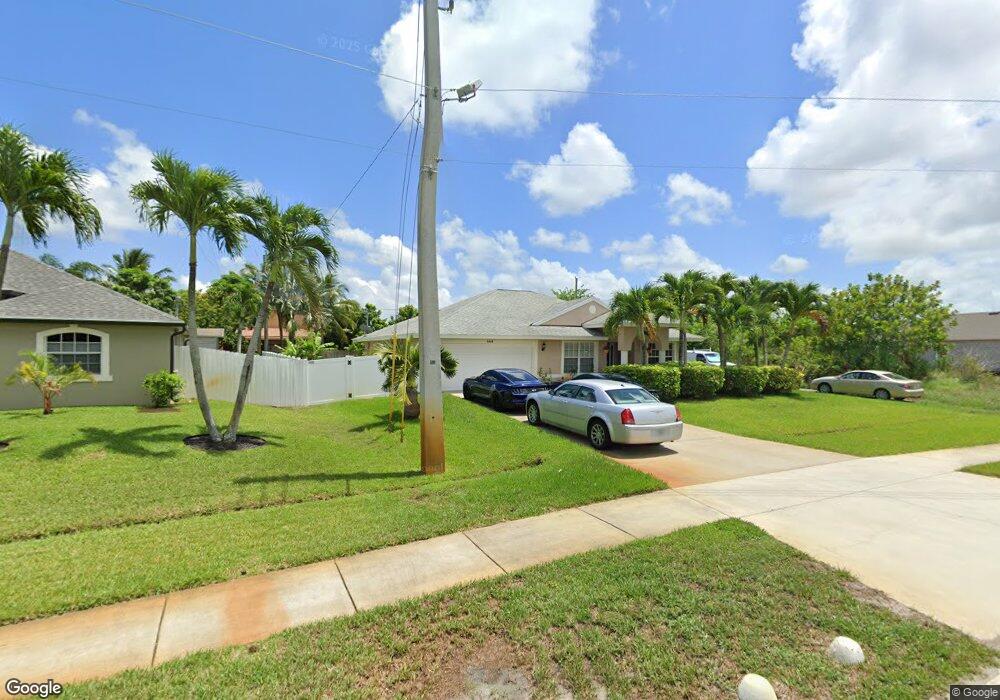 664 SW Tulip Blvd, Port Saint Lucie, FL 34953 - photo 1