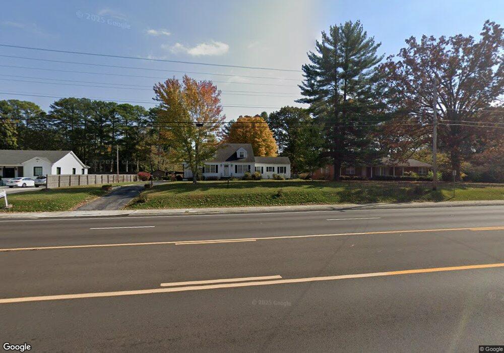 909 Mcarthur St, Manchester, TN 37355 - photo 1