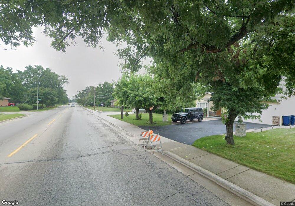 1327 N Mcaree Rd, Waukegan, IL 60085 - photo 1